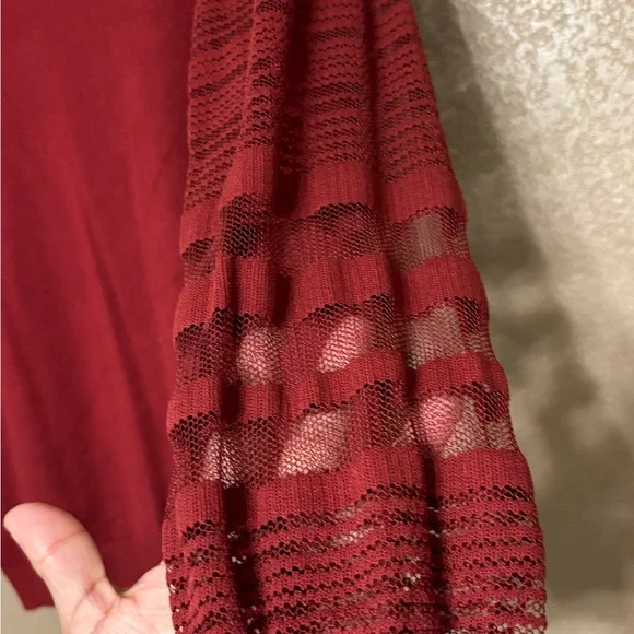 Love Scarlett Burgundy Pullover Sweater 1X - Picture 4 of 6